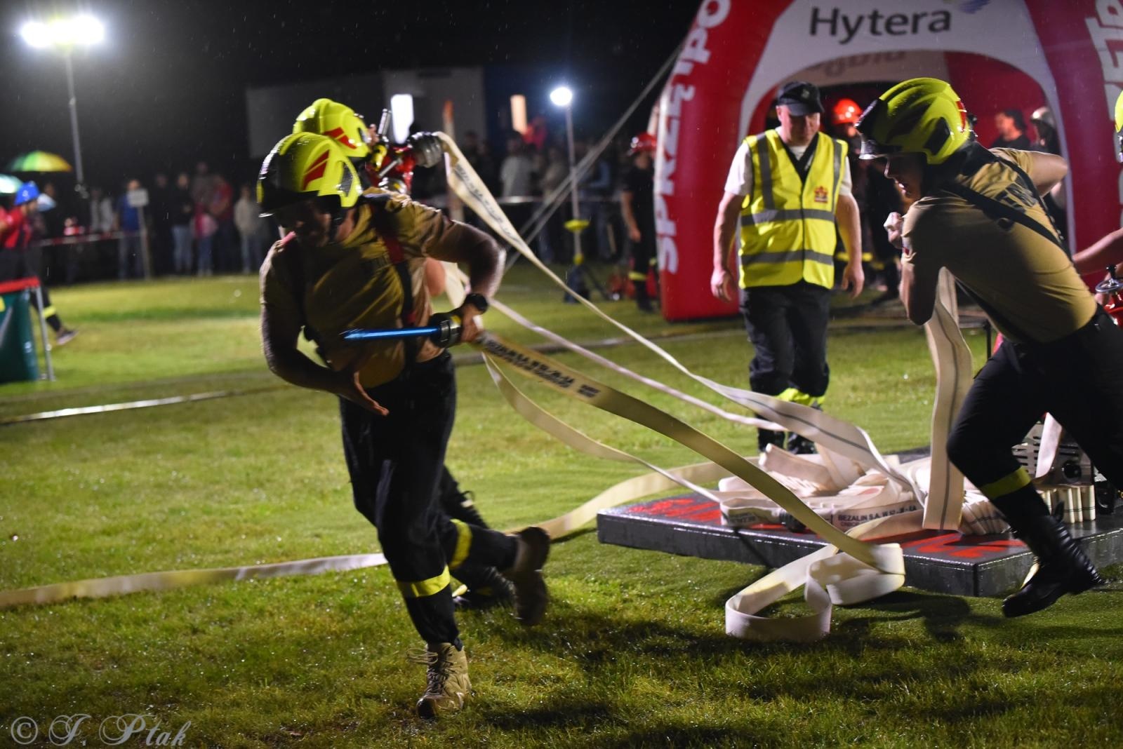 Zdjęcie w galerii na portalu naszraciborz.pl: Samborowicki Armagedon po raz drugi – gospodarze nie dali się pokonać! [FOTO na bis!] wiadomości z regionu