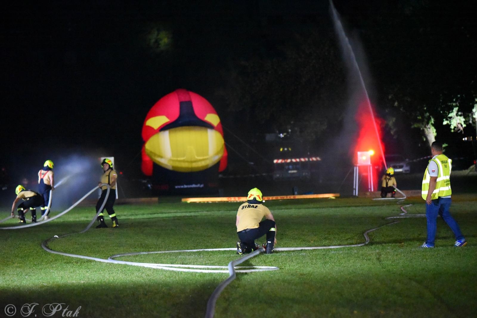 Zdjęcie w galerii na portalu naszraciborz.pl: Samborowicki Armagedon po raz drugi – gospodarze nie dali się pokonać! [FOTO na bis!] wiadomości z regionu