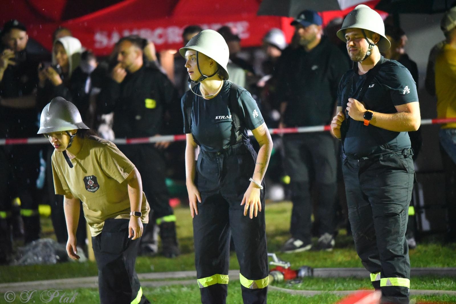 Zdjęcie w galerii na portalu naszraciborz.pl: Samborowicki Armagedon po raz drugi – gospodarze nie dali się pokonać! [FOTO na bis!] wiadomości z regionu