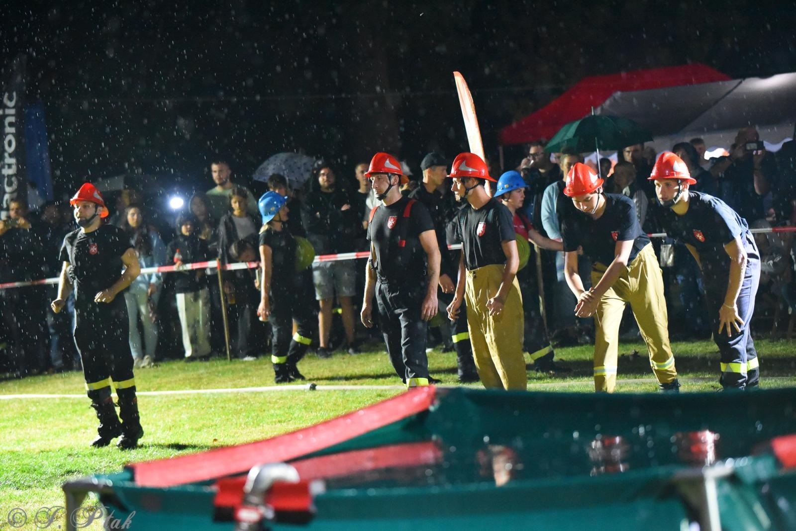 Zdjęcie w galerii na portalu naszraciborz.pl: Samborowicki Armagedon po raz drugi – gospodarze nie dali się pokonać! [FOTO na bis!] wiadomości z regionu