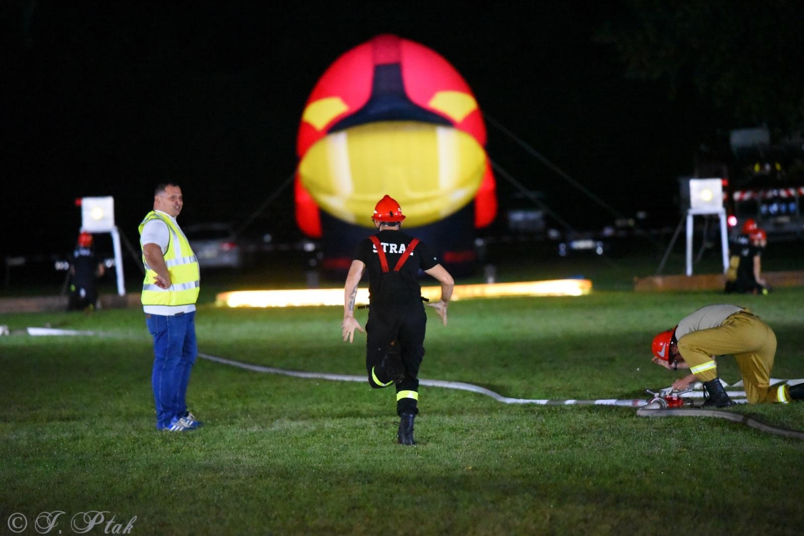Zdjęcie w galerii na portalu naszraciborz.pl: Samborowicki Armagedon po raz drugi – gospodarze nie dali się pokonać! [FOTO na bis!] wiadomości z regionu