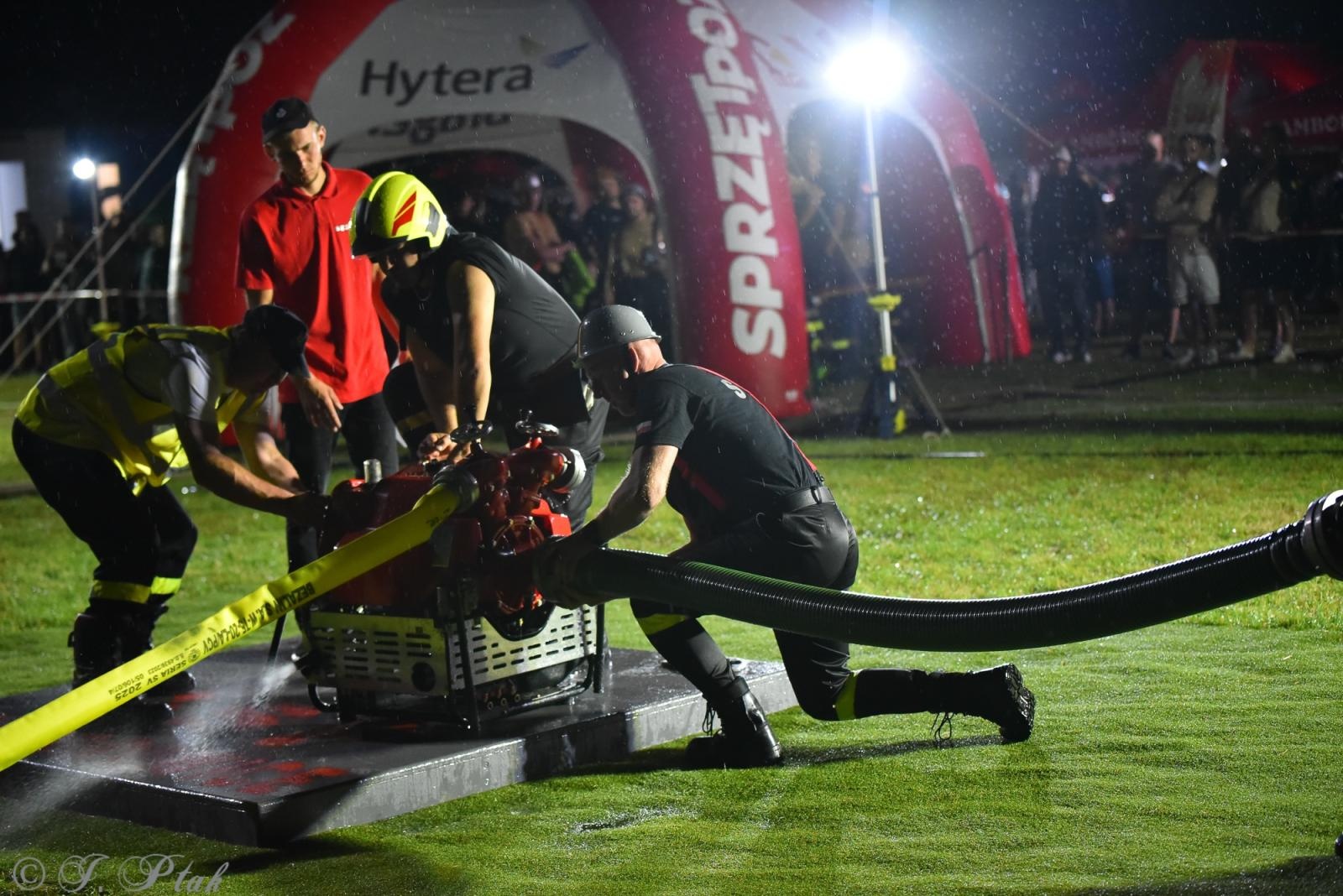 Zdjęcie w galerii na portalu naszraciborz.pl: Samborowicki Armagedon po raz drugi – gospodarze nie dali się pokonać! [FOTO na bis!] wiadomości z regionu