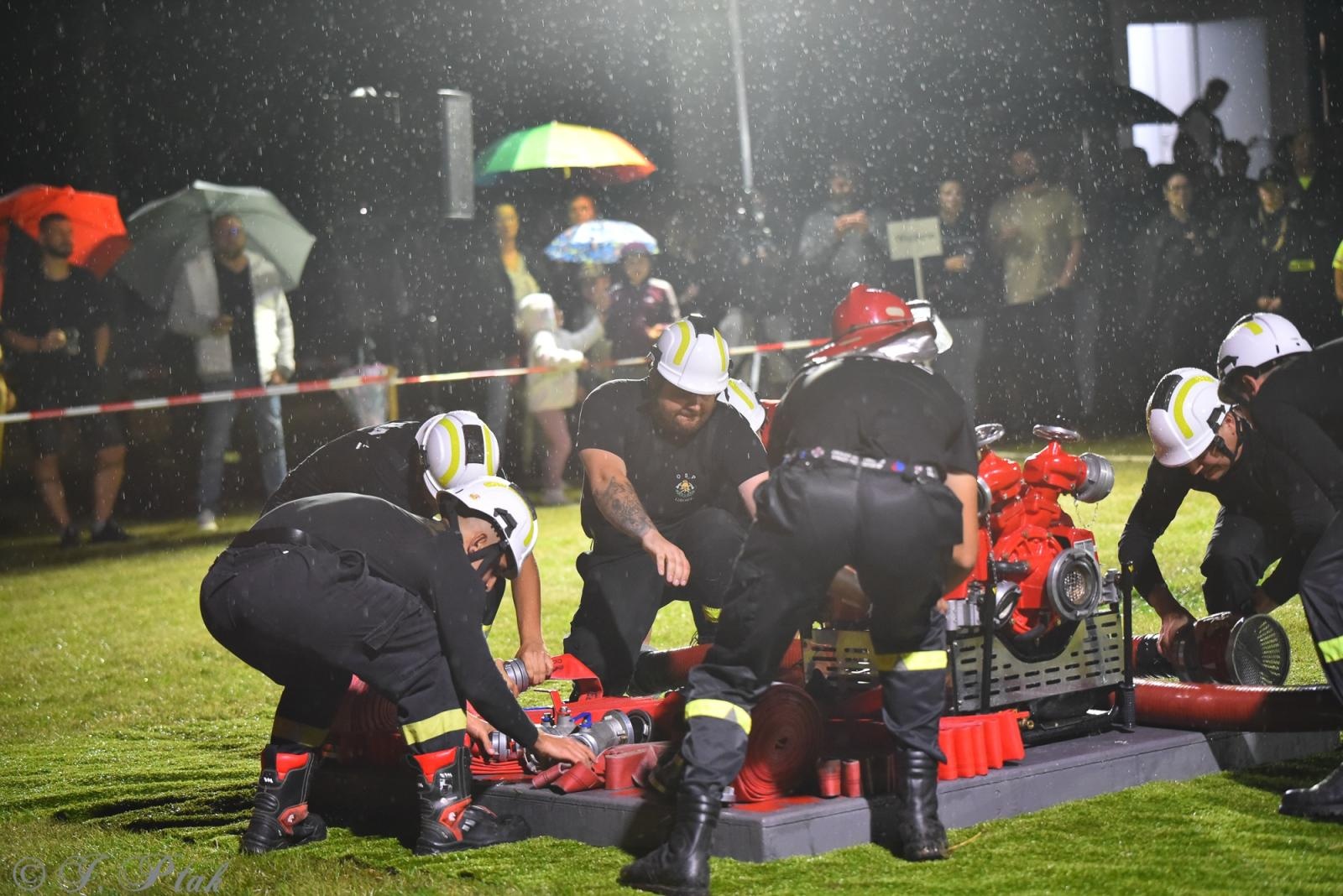 Zdjęcie w galerii na portalu naszraciborz.pl: Samborowicki Armagedon po raz drugi – gospodarze nie dali się pokonać! [FOTO na bis!] wiadomości z regionu