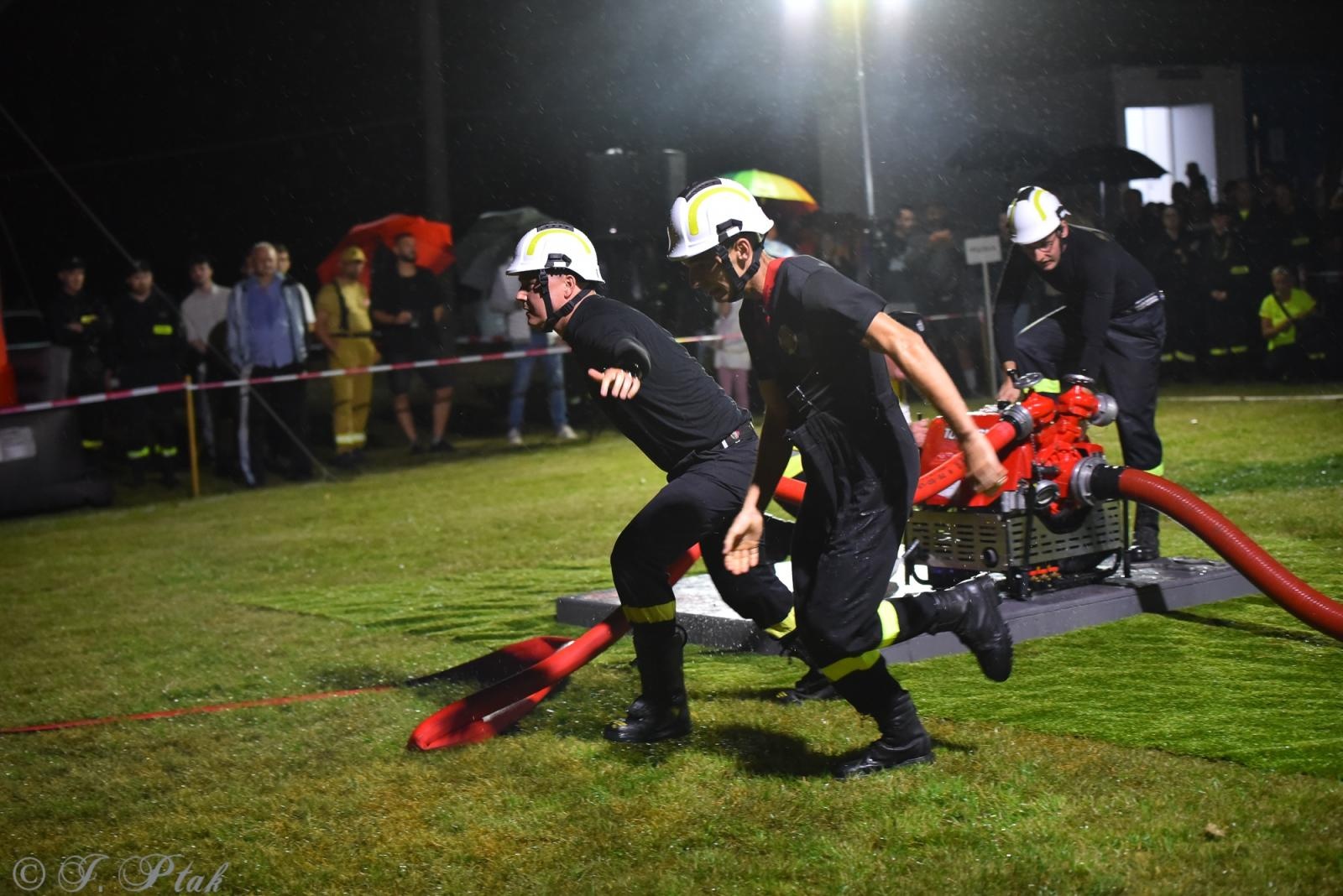 Zdjęcie w galerii na portalu naszraciborz.pl: Samborowicki Armagedon po raz drugi – gospodarze nie dali się pokonać! [FOTO na bis!] wiadomości z regionu