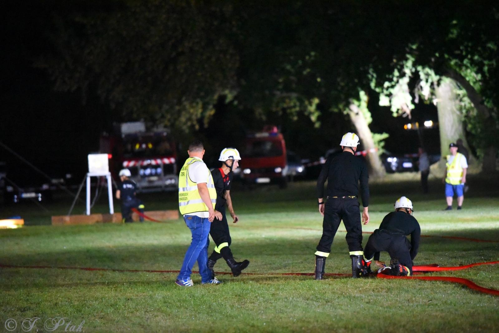 Zdjęcie w galerii na portalu naszraciborz.pl: Samborowicki Armagedon po raz drugi – gospodarze nie dali się pokonać! [FOTO na bis!] wiadomości z regionu