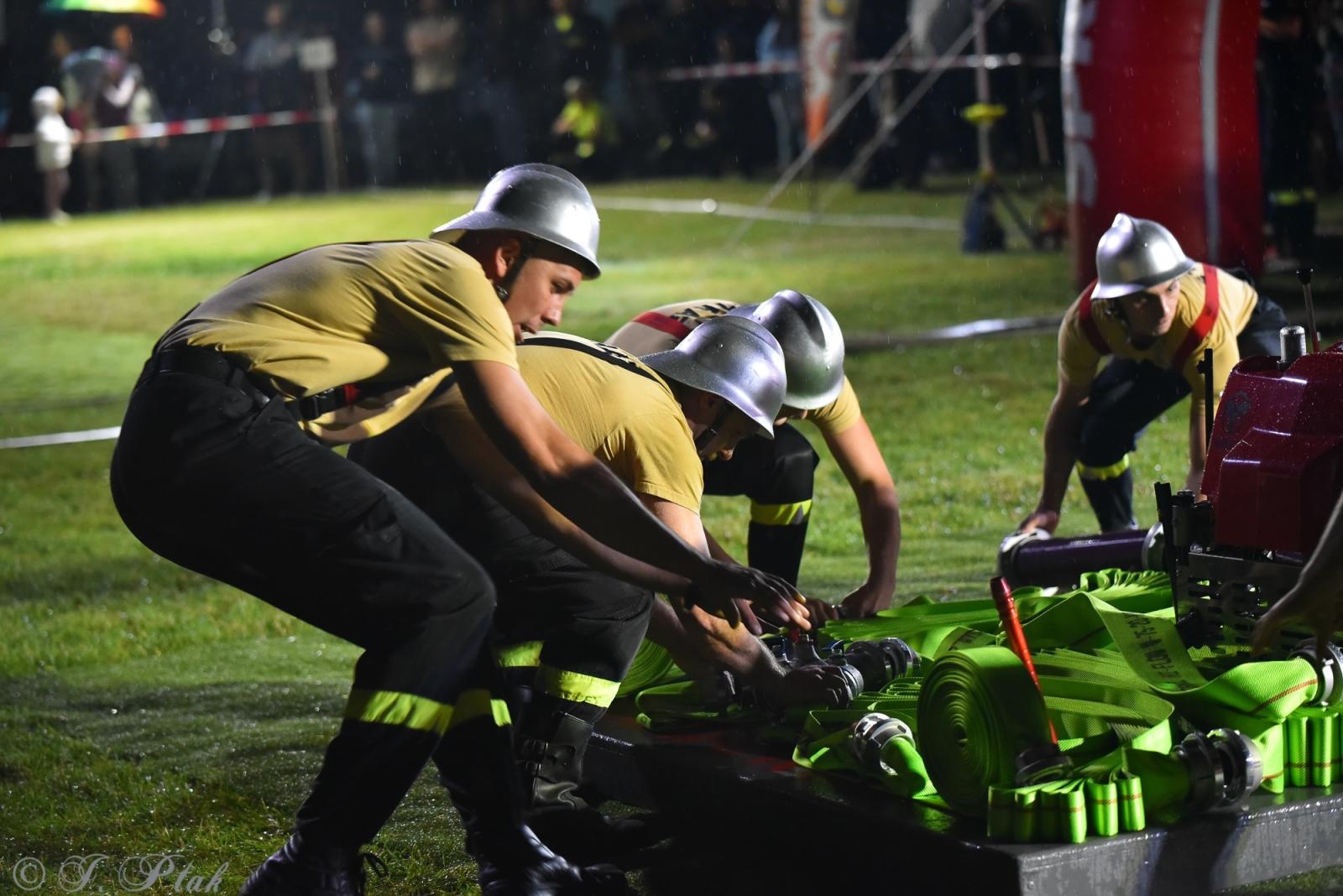 Zdjęcie w galerii na portalu naszraciborz.pl: Samborowicki Armagedon po raz drugi – gospodarze nie dali się pokonać! [FOTO na bis!] wiadomości z regionu