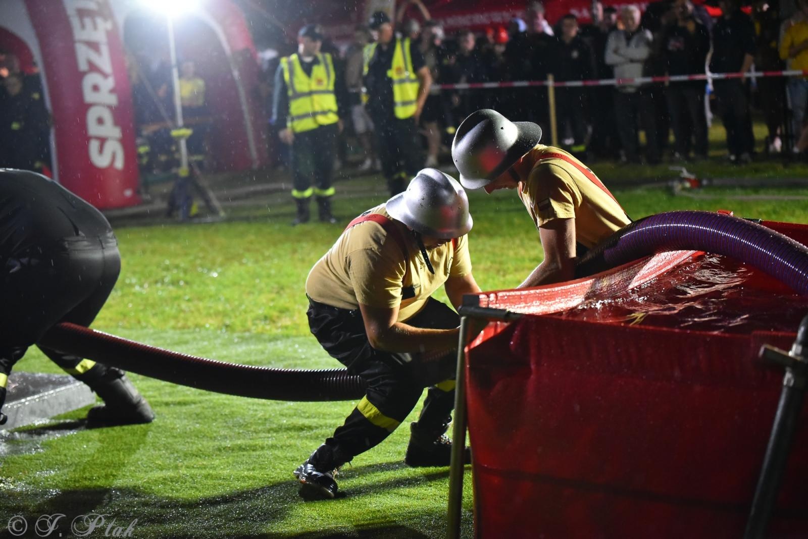 Zdjęcie w galerii na portalu naszraciborz.pl: Samborowicki Armagedon po raz drugi – gospodarze nie dali się pokonać! [FOTO na bis!] wiadomości z regionu