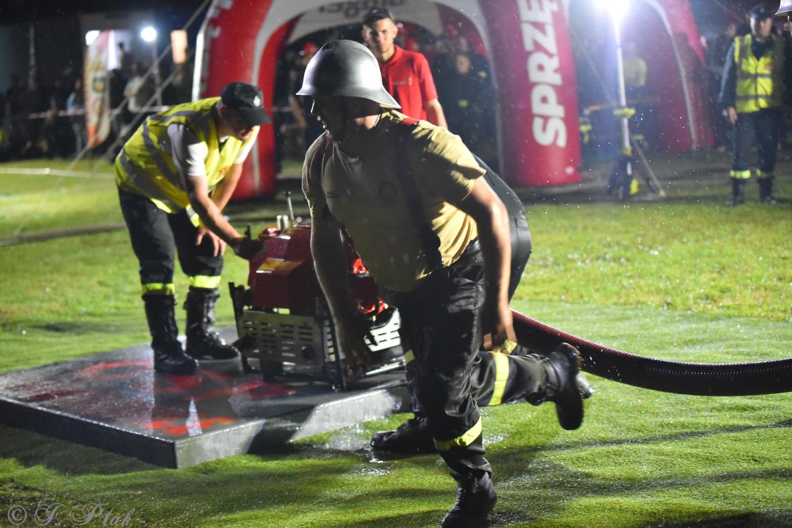 Zdjęcie w galerii na portalu naszraciborz.pl: Samborowicki Armagedon po raz drugi – gospodarze nie dali się pokonać! [FOTO na bis!] wiadomości z regionu