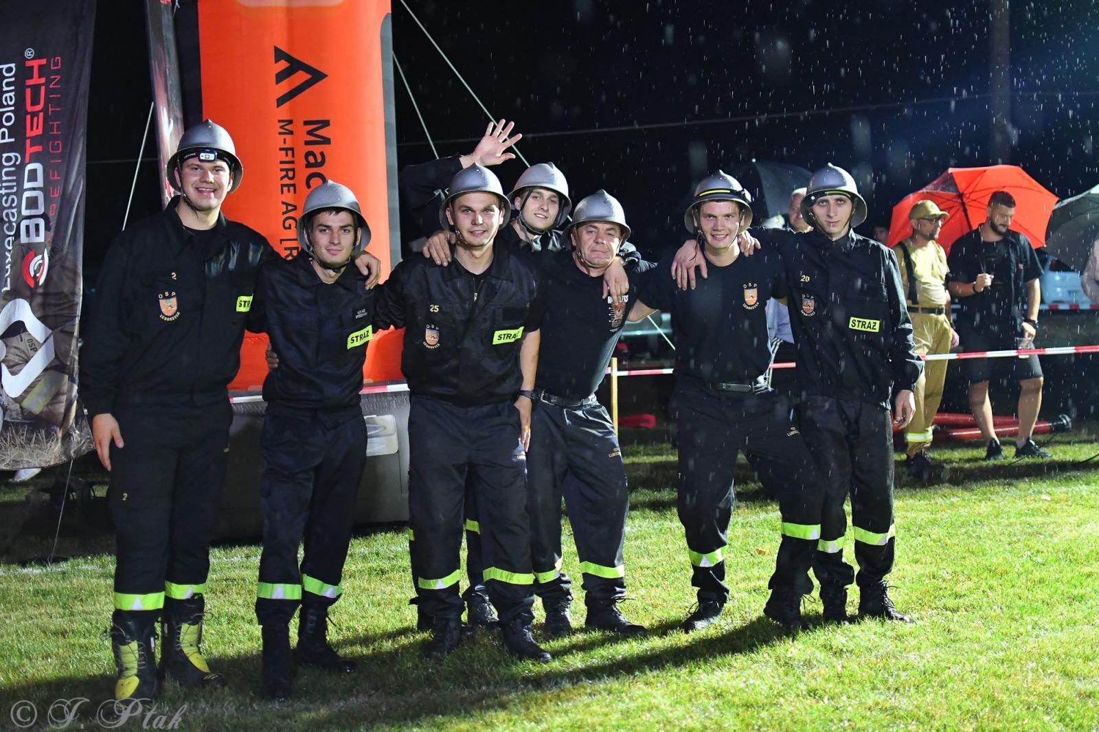 Zdjęcie w galerii na portalu naszraciborz.pl: Samborowicki Armagedon po raz drugi – gospodarze nie dali się pokonać! [FOTO na bis!] wiadomości z regionu