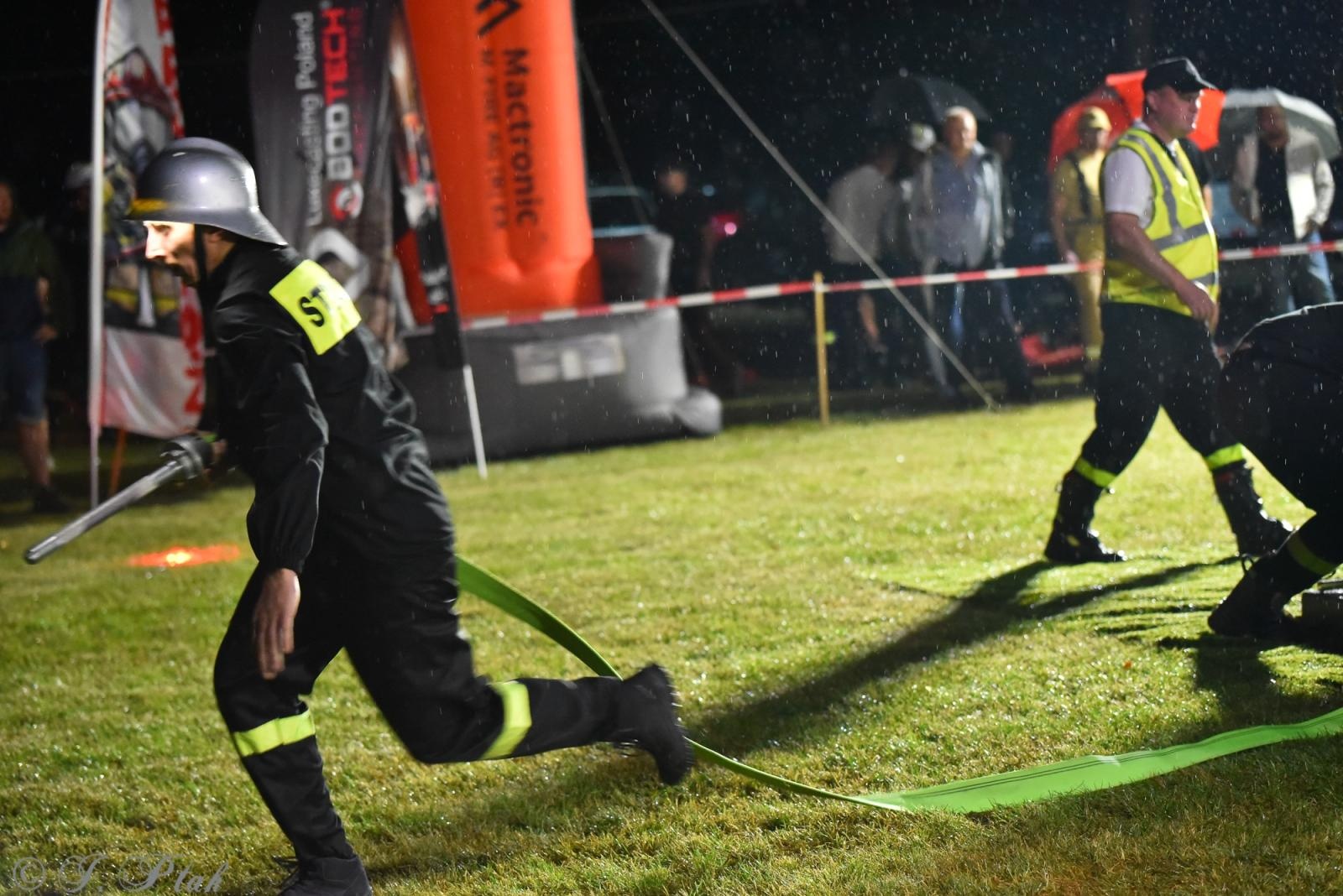 Zdjęcie w galerii na portalu naszraciborz.pl: Samborowicki Armagedon po raz drugi – gospodarze nie dali się pokonać! [FOTO na bis!] wiadomości z regionu