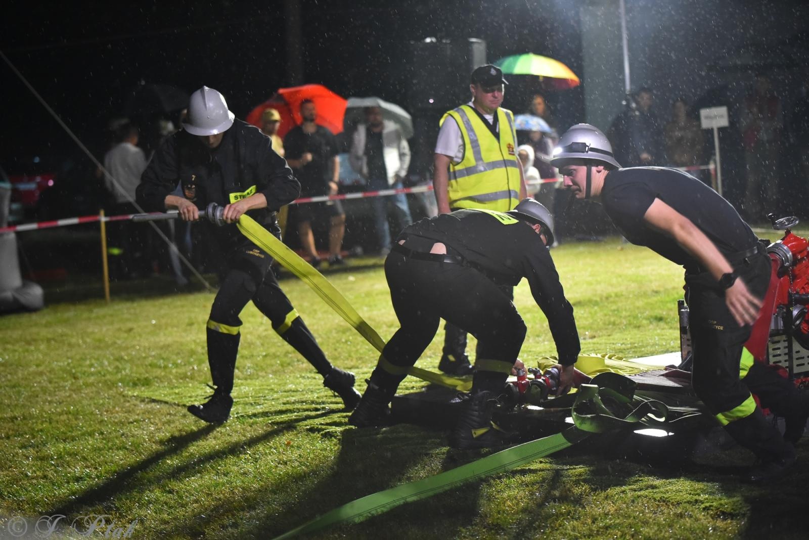 Zdjęcie w galerii na portalu naszraciborz.pl: Samborowicki Armagedon po raz drugi – gospodarze nie dali się pokonać! [FOTO na bis!] wiadomości z regionu