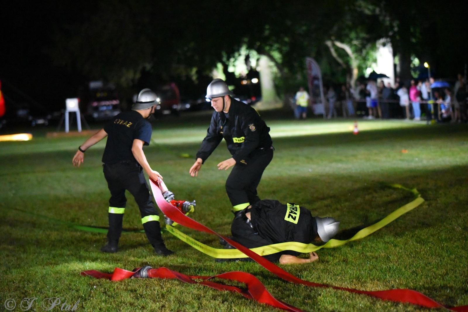 Zdjęcie w galerii na portalu naszraciborz.pl: Samborowicki Armagedon po raz drugi – gospodarze nie dali się pokonać! [FOTO na bis!] wiadomości z regionu