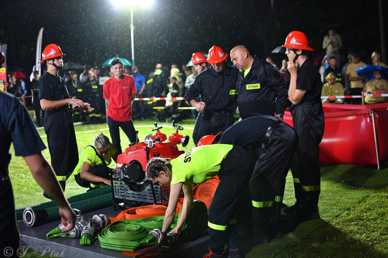 Zdjęcie w galerii na portalu naszraciborz.pl: Samborowicki Armagedon po raz drugi – gospodarze nie dali się pokonać! [FOTO na bis!] wiadomości z regionu