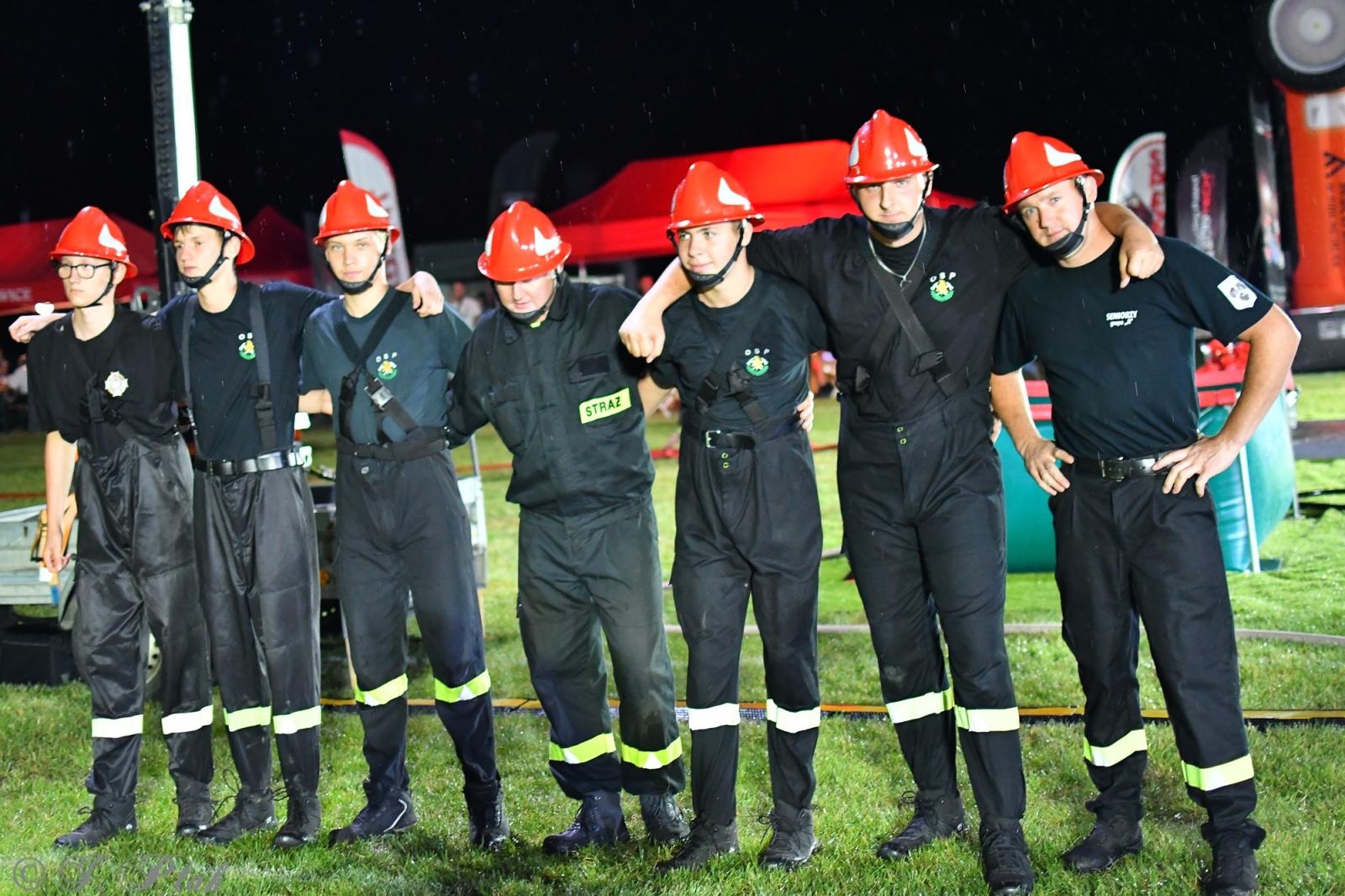 Zdjęcie w galerii na portalu naszraciborz.pl: Samborowicki Armagedon po raz drugi – gospodarze nie dali się pokonać! [FOTO na bis!] wiadomości z regionu