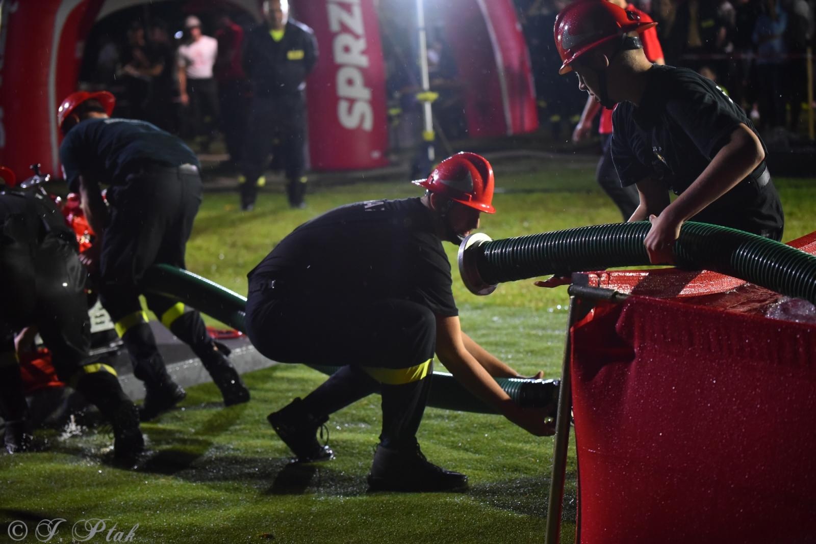Zdjęcie w galerii na portalu naszraciborz.pl: Samborowicki Armagedon po raz drugi – gospodarze nie dali się pokonać! [FOTO na bis!] wiadomości z regionu