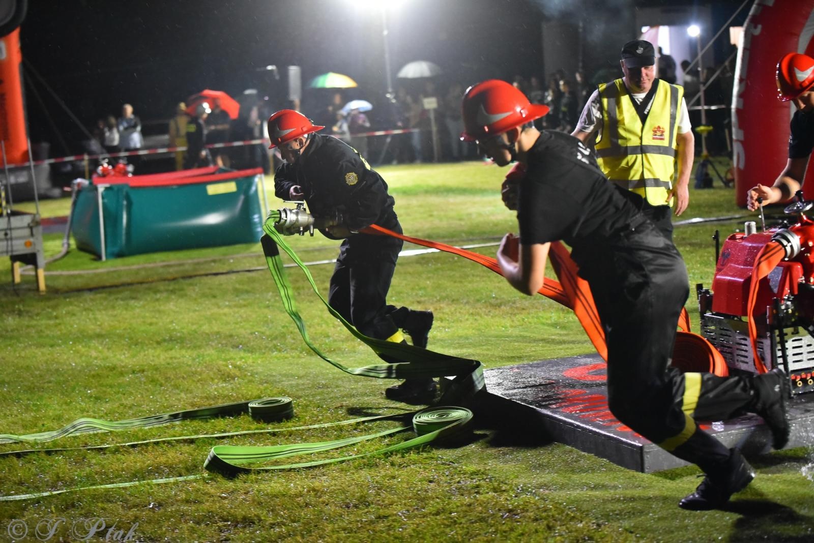 Zdjęcie w galerii na portalu naszraciborz.pl: Samborowicki Armagedon po raz drugi – gospodarze nie dali się pokonać! [FOTO na bis!] wiadomości z regionu