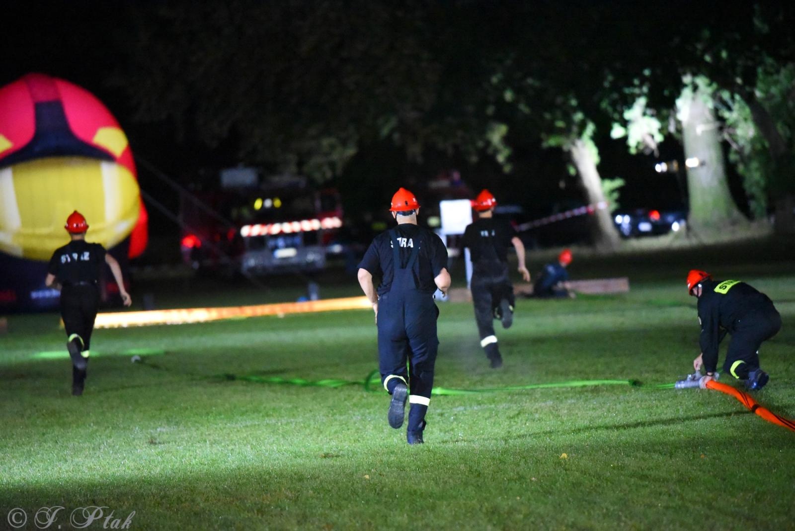 Zdjęcie w galerii na portalu naszraciborz.pl: Samborowicki Armagedon po raz drugi – gospodarze nie dali się pokonać! [FOTO na bis!] wiadomości z regionu