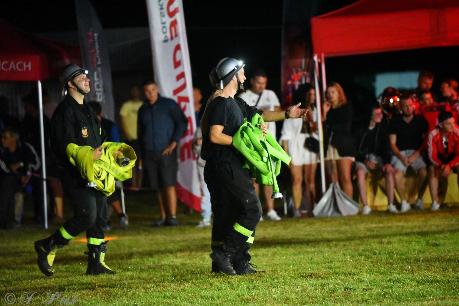 Zdjęcie w galerii na portalu naszraciborz.pl: Samborowicki Armagedon po raz drugi – gospodarze nie dali się pokonać! [FOTO na bis!] wiadomości z regionu