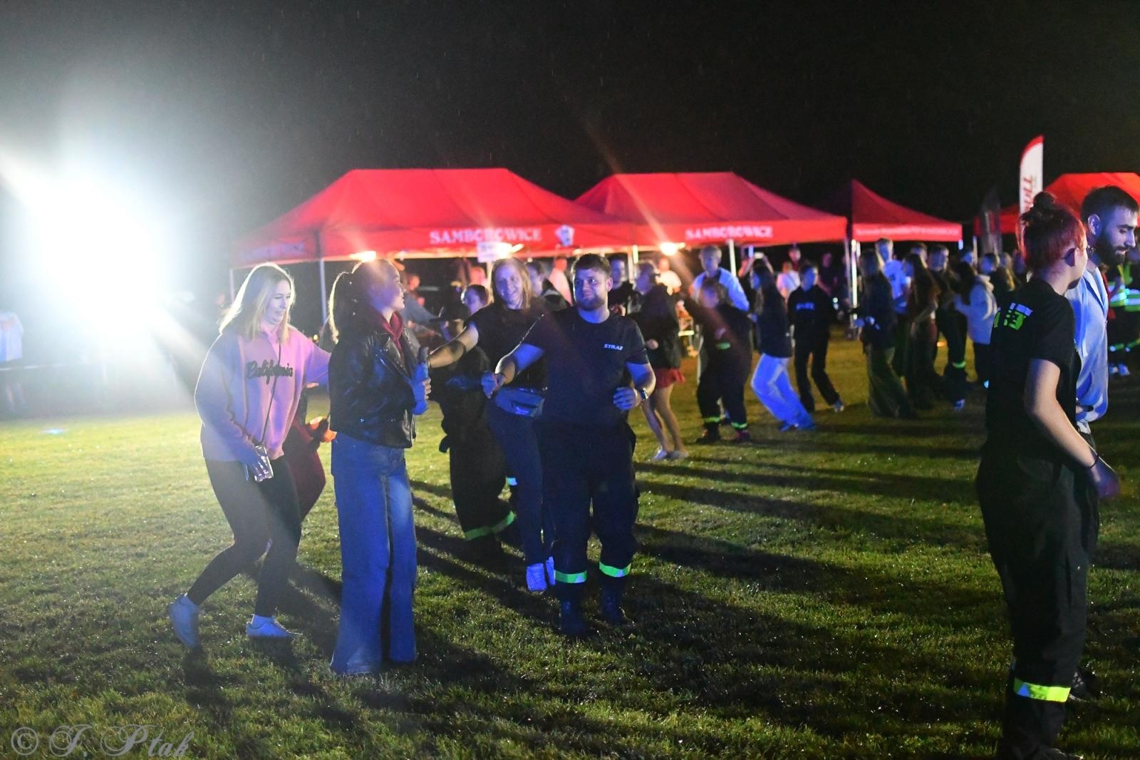 Zdjęcie w galerii na portalu naszraciborz.pl: Samborowicki Armagedon po raz drugi – gospodarze nie dali się pokonać! [FOTO na bis!] wiadomości z regionu