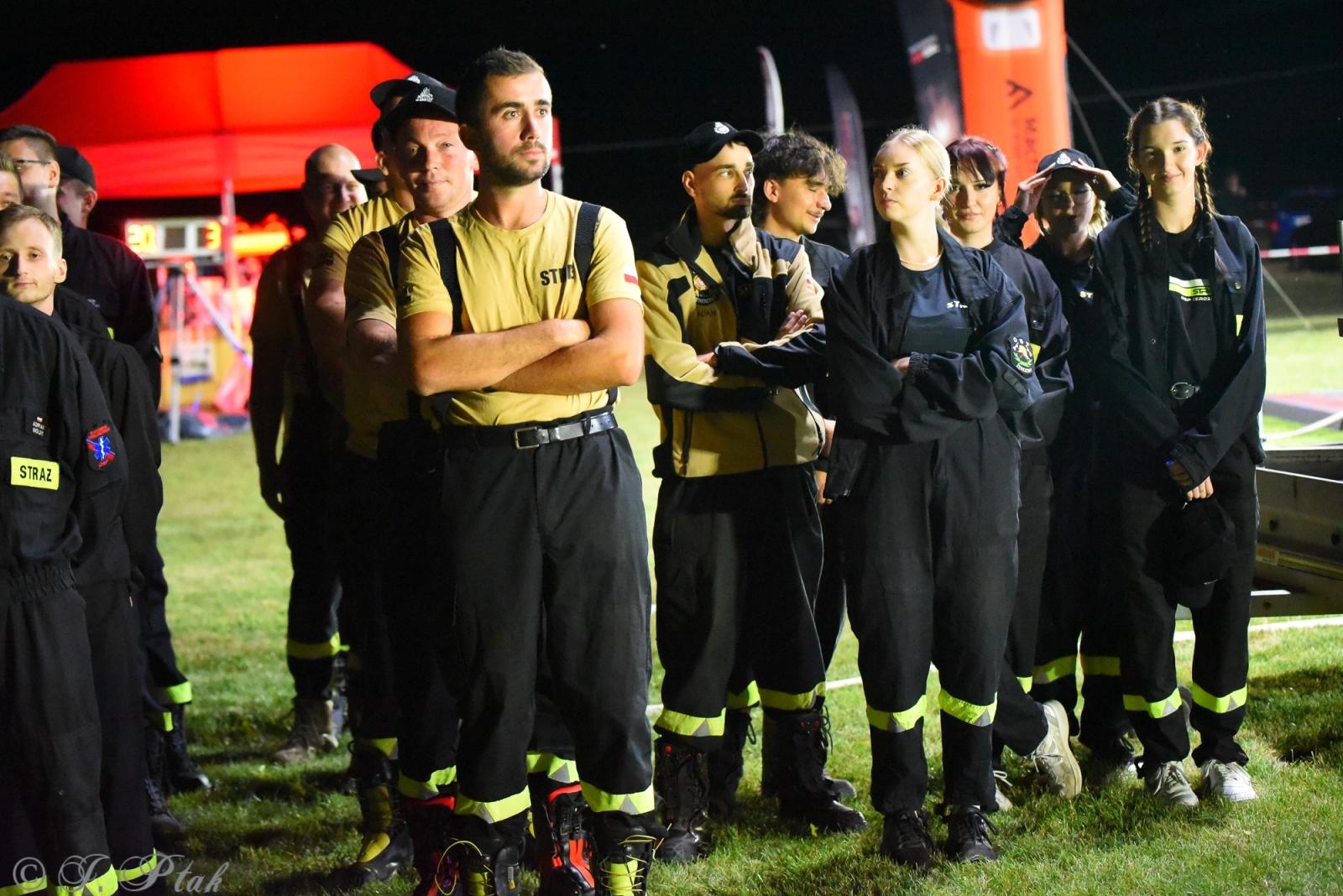 Zdjęcie w galerii na portalu naszraciborz.pl: Samborowicki Armagedon po raz drugi – gospodarze nie dali się pokonać! [FOTO na bis!] wiadomości z regionu