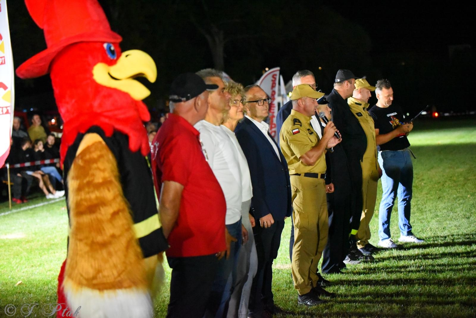 Zdjęcie w galerii na portalu naszraciborz.pl: Samborowicki Armagedon po raz drugi – gospodarze nie dali się pokonać! [FOTO na bis!] wiadomości z regionu