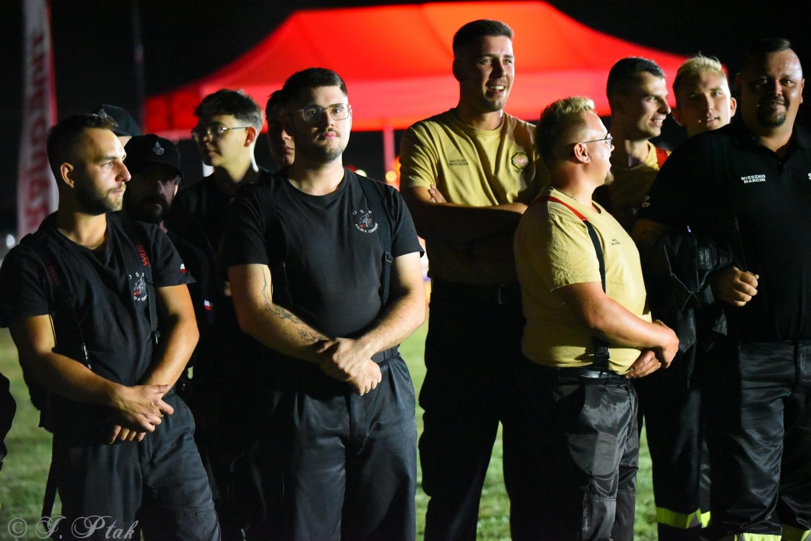 Zdjęcie w galerii na portalu naszraciborz.pl: Samborowicki Armagedon po raz drugi – gospodarze nie dali się pokonać! [FOTO na bis!] wiadomości z regionu