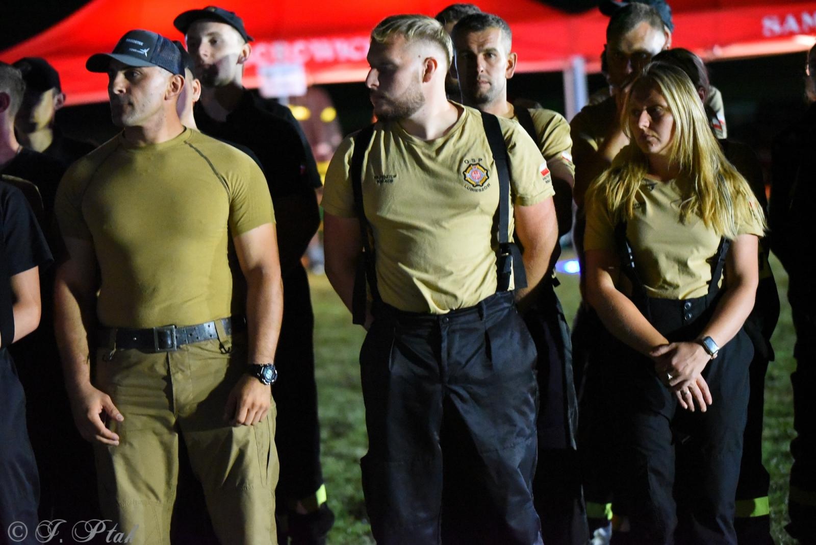 Zdjęcie w galerii na portalu naszraciborz.pl: Samborowicki Armagedon po raz drugi – gospodarze nie dali się pokonać! [FOTO na bis!] wiadomości z regionu