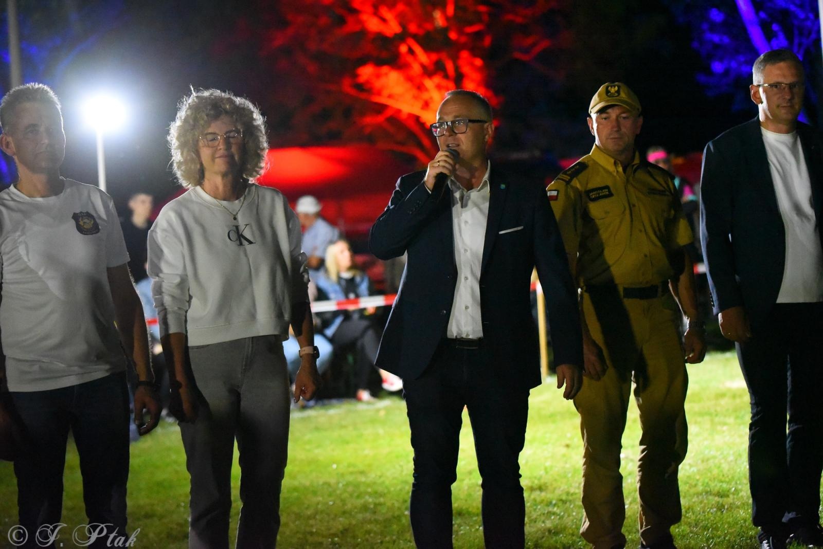 Zdjęcie w galerii na portalu naszraciborz.pl: Samborowicki Armagedon po raz drugi – gospodarze nie dali się pokonać! [FOTO na bis!] wiadomości z regionu