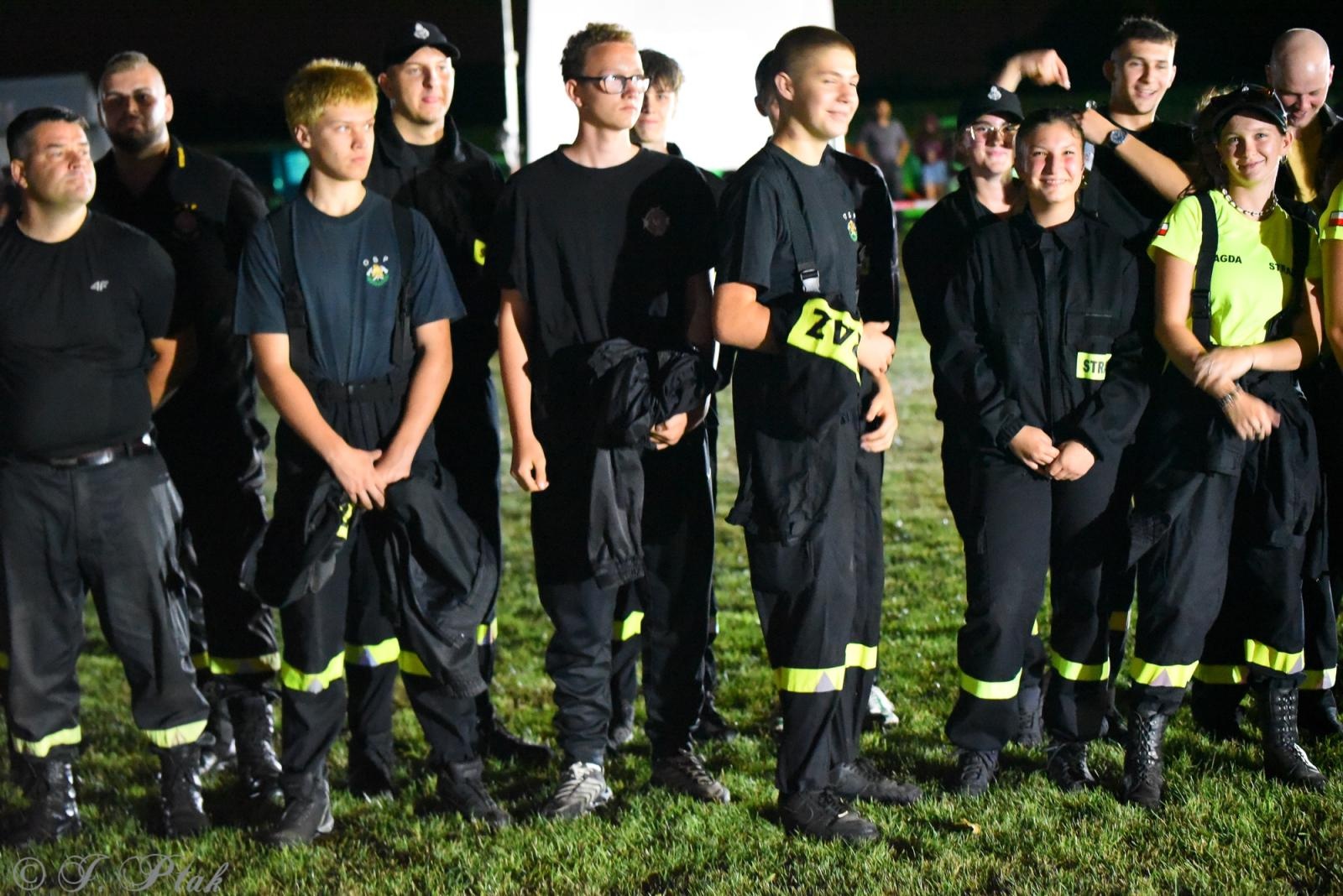 Zdjęcie w galerii na portalu naszraciborz.pl: Samborowicki Armagedon po raz drugi – gospodarze nie dali się pokonać! [FOTO na bis!] wiadomości z regionu