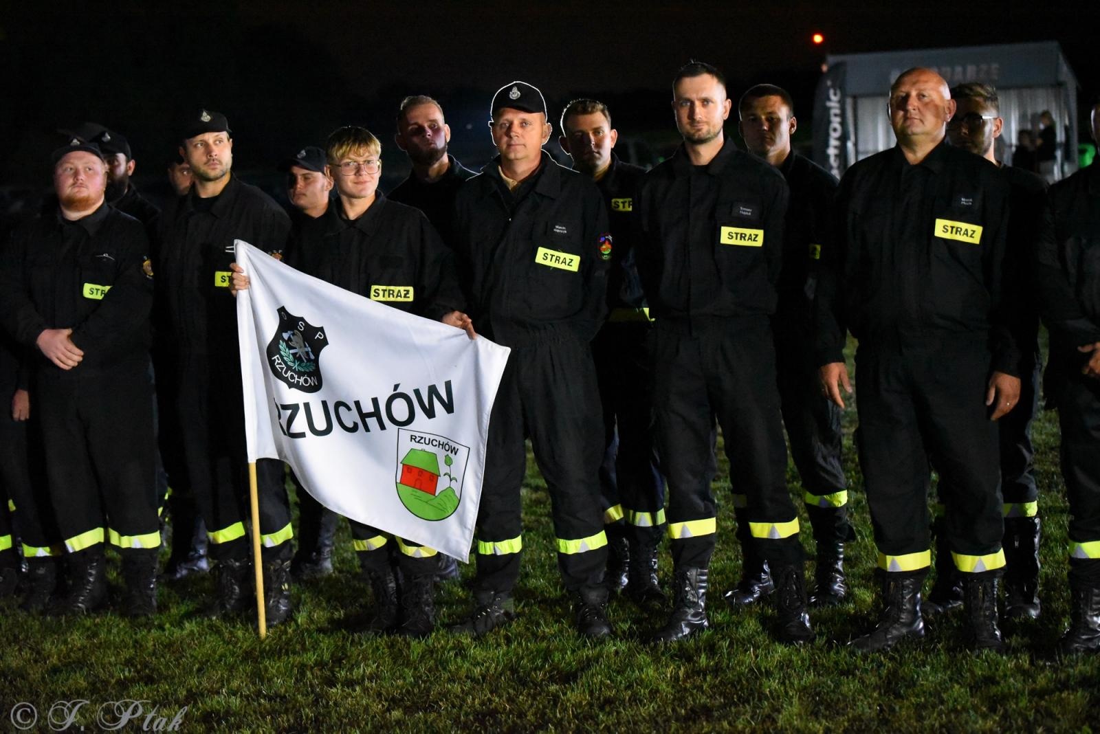 Zdjęcie w galerii na portalu naszraciborz.pl: Samborowicki Armagedon po raz drugi – gospodarze nie dali się pokonać! [FOTO na bis!] wiadomości z regionu