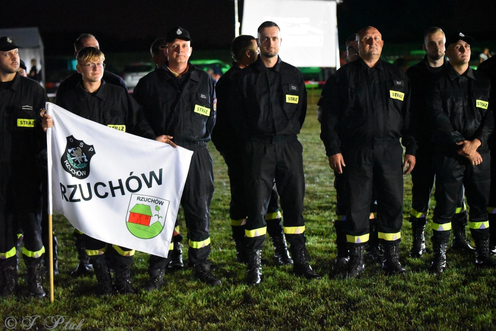 Zdjęcie w galerii na portalu naszraciborz.pl: Samborowicki Armagedon po raz drugi – gospodarze nie dali się pokonać! [FOTO na bis!] wiadomości z regionu
