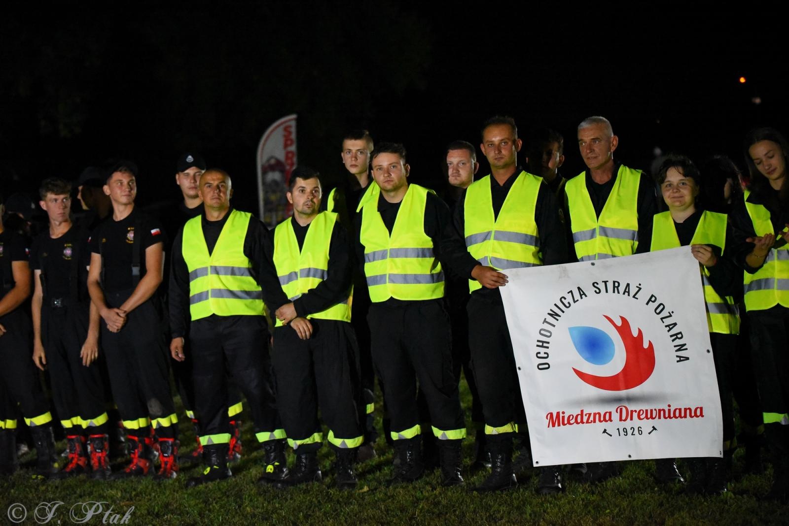Zdjęcie w galerii na portalu naszraciborz.pl: Samborowicki Armagedon po raz drugi – gospodarze nie dali się pokonać! [FOTO na bis!] wiadomości z regionu