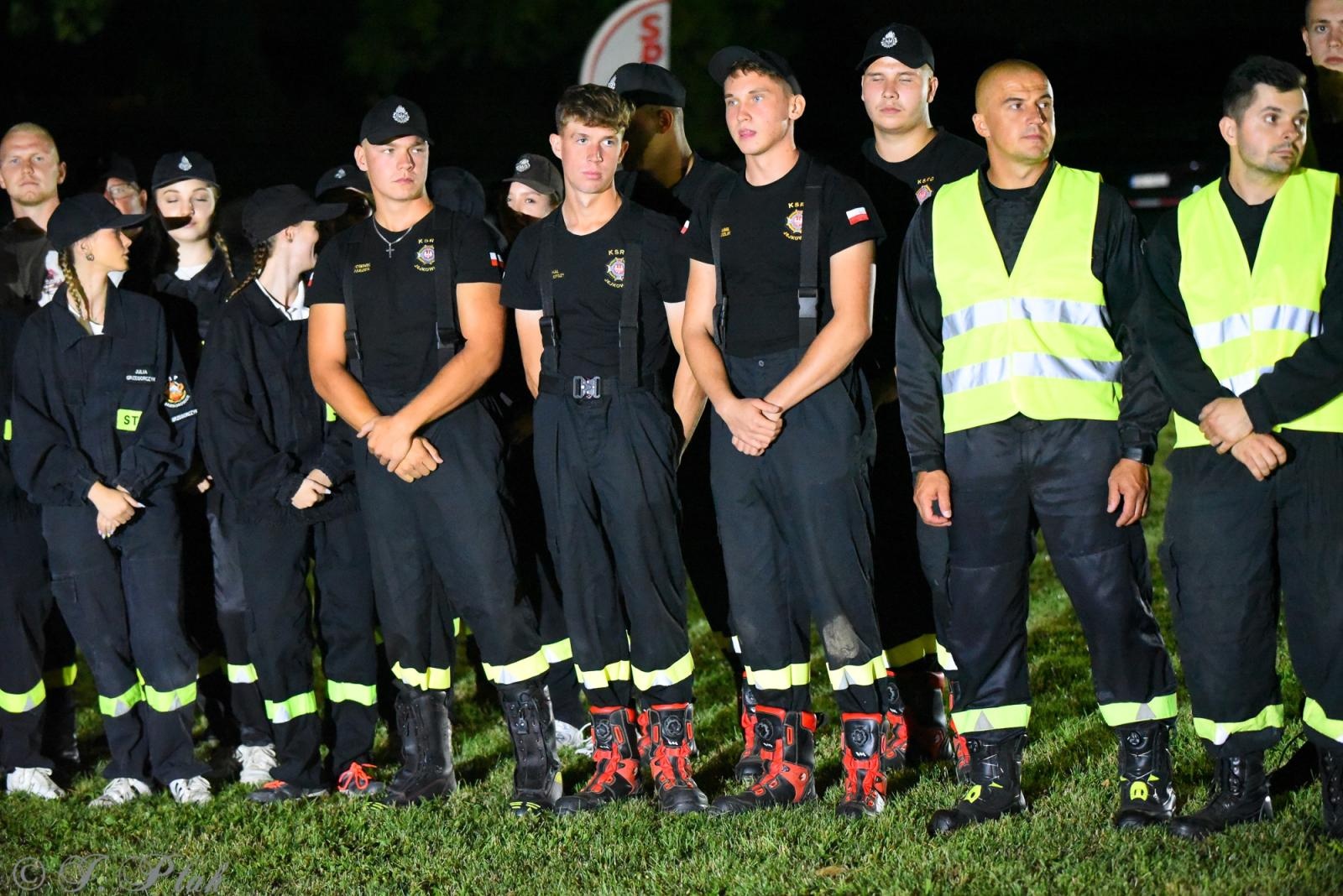 Zdjęcie w galerii na portalu naszraciborz.pl: Samborowicki Armagedon po raz drugi – gospodarze nie dali się pokonać! [FOTO na bis!] wiadomości z regionu