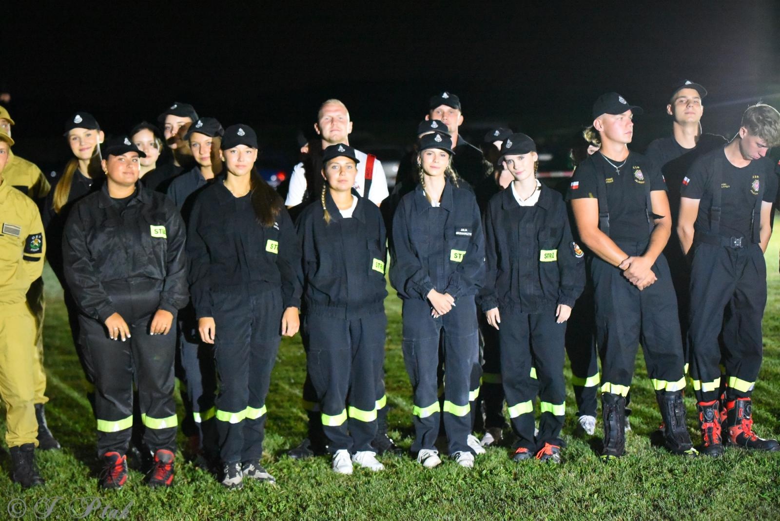 Zdjęcie w galerii na portalu naszraciborz.pl: Samborowicki Armagedon po raz drugi – gospodarze nie dali się pokonać! [FOTO na bis!] wiadomości z regionu