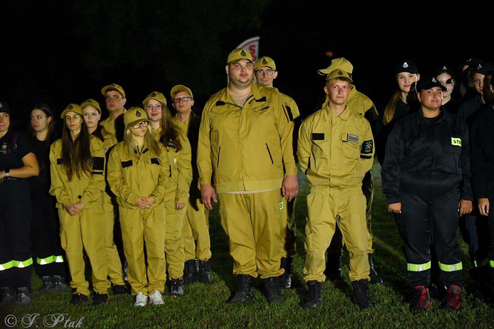 Zdjęcie w galerii na portalu naszraciborz.pl: Samborowicki Armagedon po raz drugi – gospodarze nie dali się pokonać! [FOTO na bis!] wiadomości z regionu