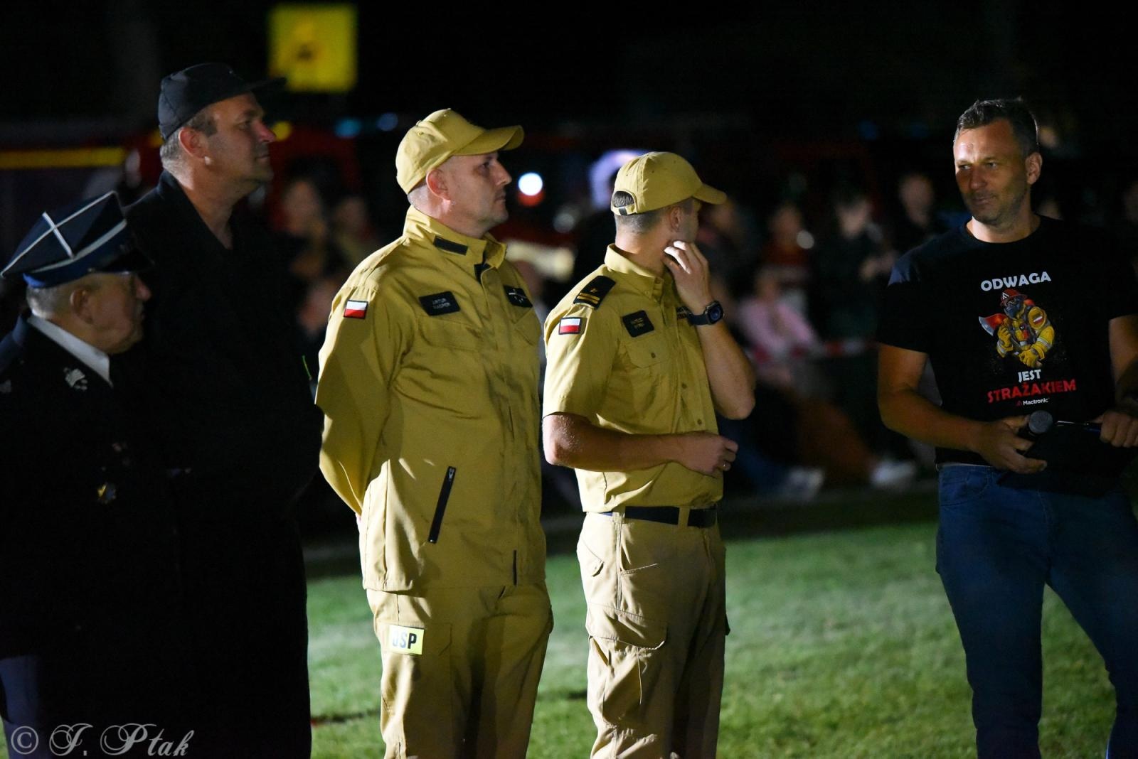 Zdjęcie w galerii na portalu naszraciborz.pl: Samborowicki Armagedon po raz drugi – gospodarze nie dali się pokonać! [FOTO na bis!] wiadomości z regionu