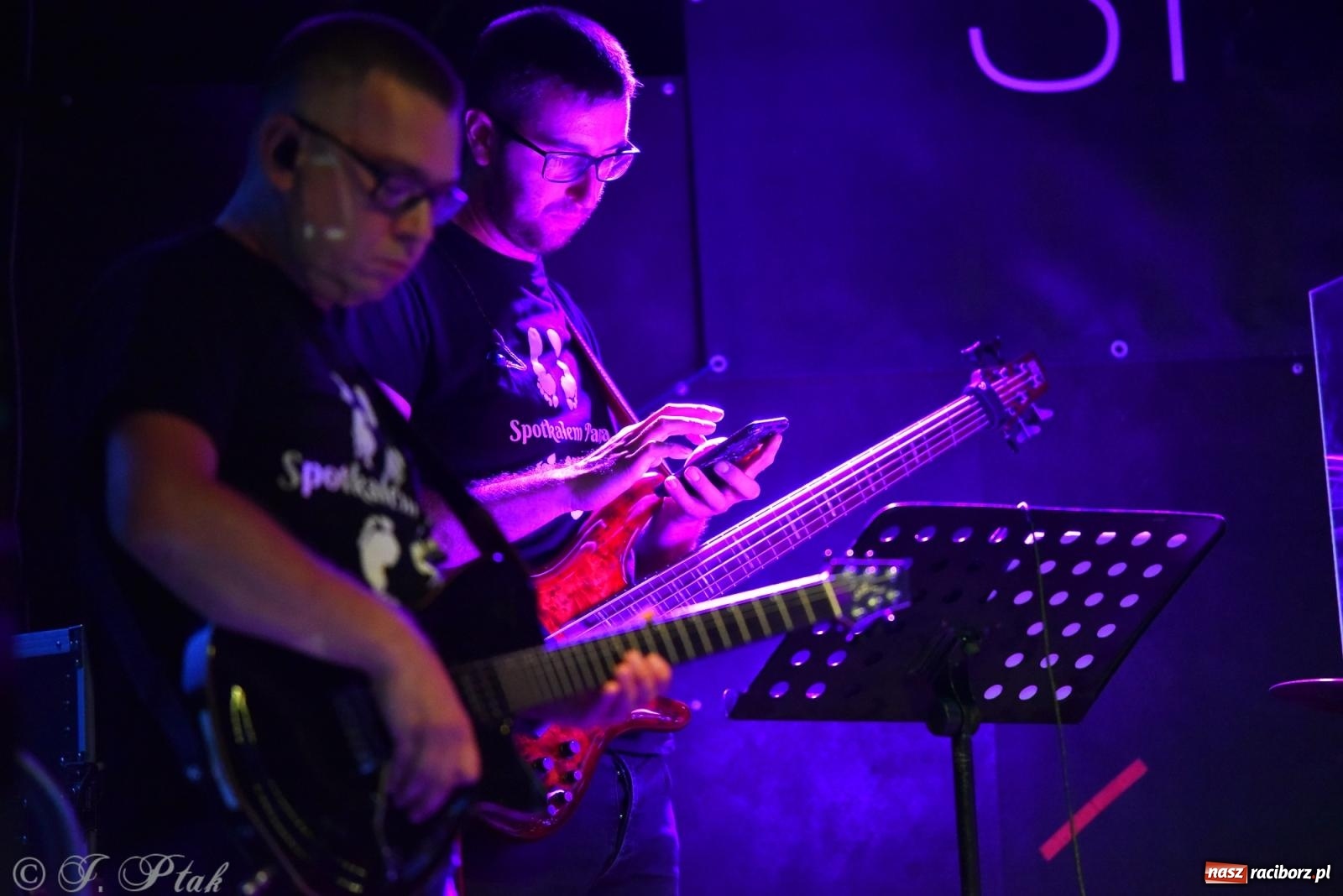 Zdjęcie w galerii na portalu naszraciborz.pl: Raciborski Wieczór Uwielbienia – drugi dzień festiwalu Spotkałem Pana wiadomości z regionu