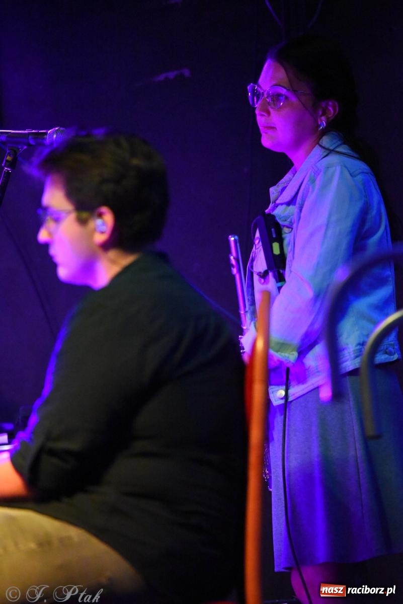 Zdjęcie w galerii na portalu naszraciborz.pl: Raciborski Wieczór Uwielbienia – drugi dzień festiwalu Spotkałem Pana wiadomości z regionu