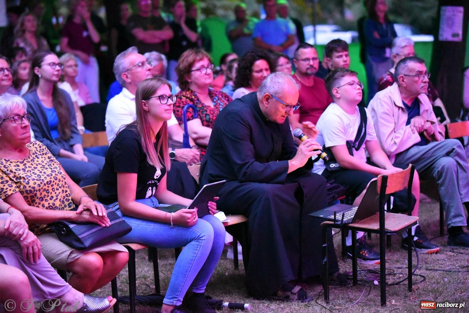 Zdjęcie w galerii na portalu naszraciborz.pl: Raciborski Wieczór Uwielbienia – drugi dzień festiwalu Spotkałem Pana wiadomości z regionu