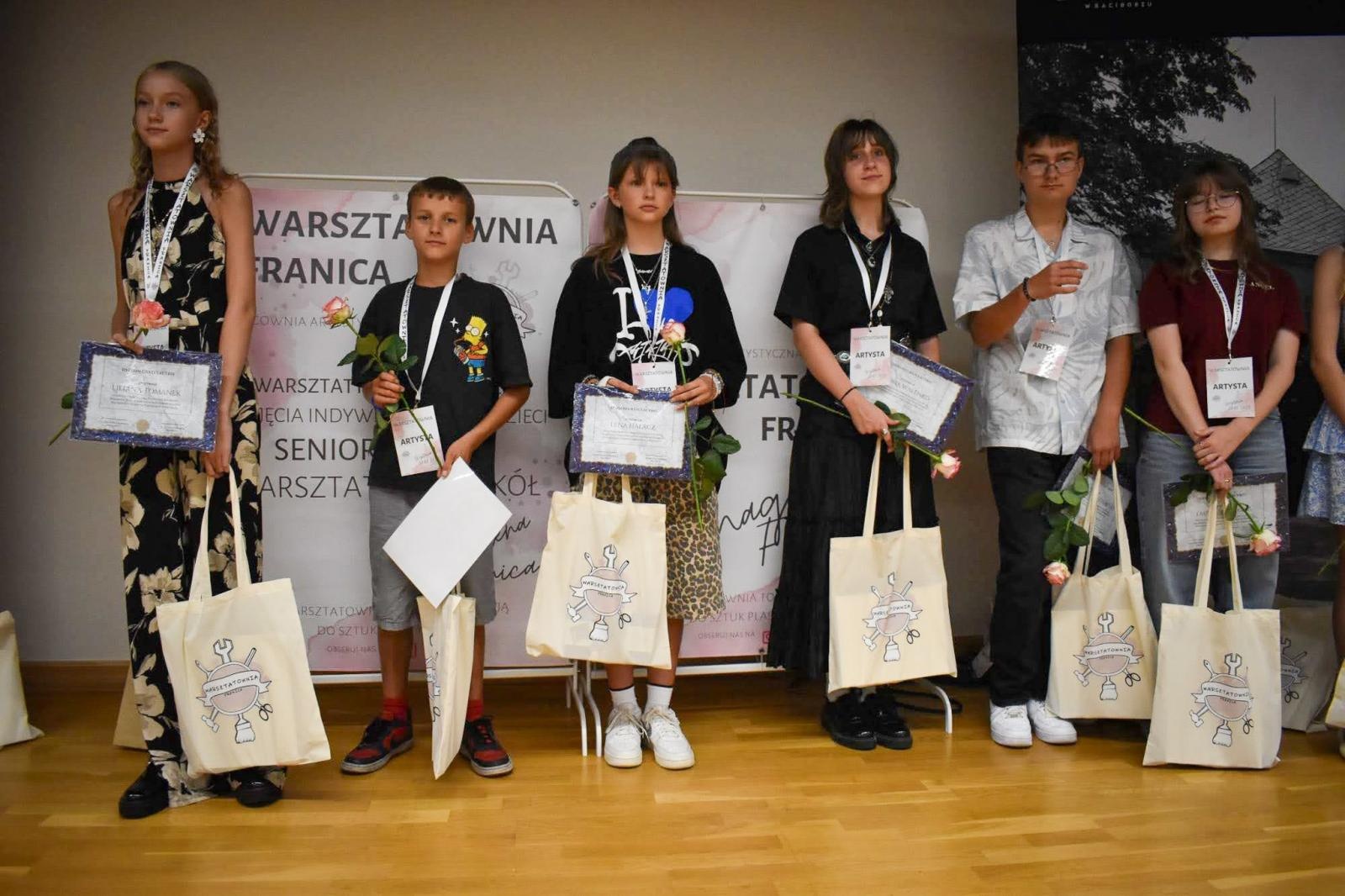 Zdjęcie w galerii na portalu naszraciborz.pl: Świat młodych twórców na Zamku Piastowskim wiadomości z regionu