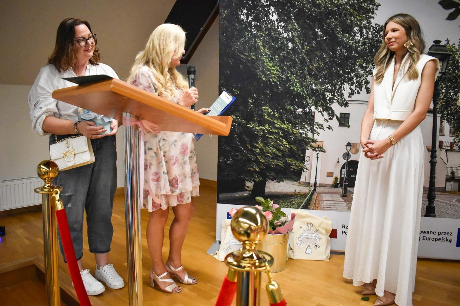 Zdjęcie w galerii na portalu naszraciborz.pl: Świat młodych twórców na Zamku Piastowskim wiadomości z regionu