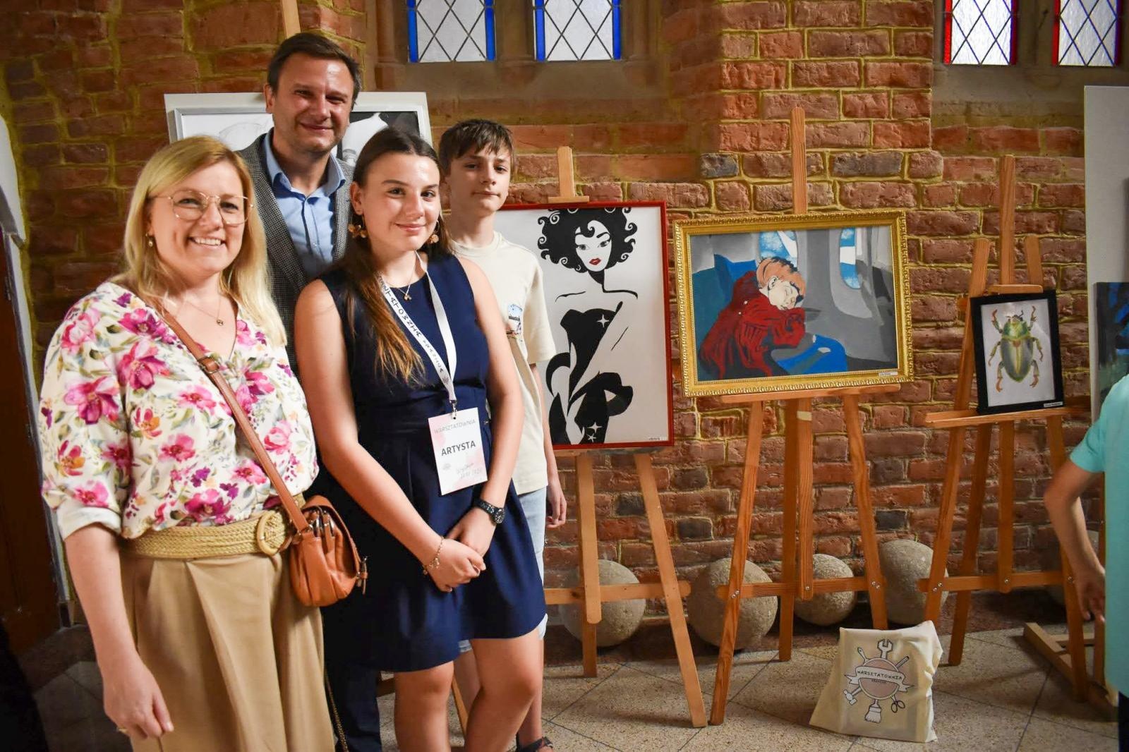 Zdjęcie w galerii na portalu naszraciborz.pl: Świat młodych twórców na Zamku Piastowskim wiadomości z regionu