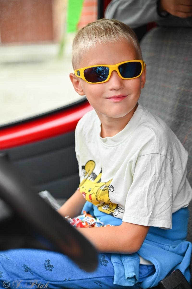 Zdjęcie w galerii na portalu naszraciborz.pl: Barwny korowód dożynkowy przejechał przez Wojnowice wiadomości z regionu