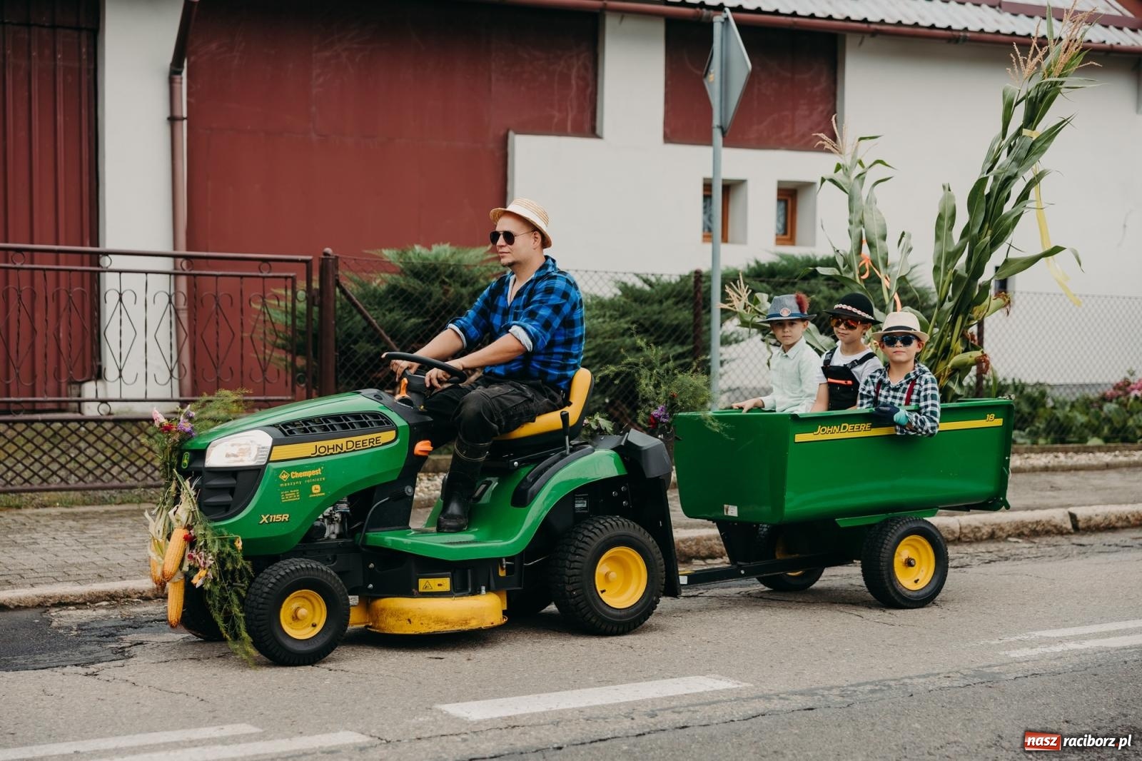 Zdjęcie w galerii na portalu naszraciborz.pl: Rolnicze serce gminy biło w Rudniku – parafialno-sołeckie dożynki pełne tradycji wiadomości z regionu