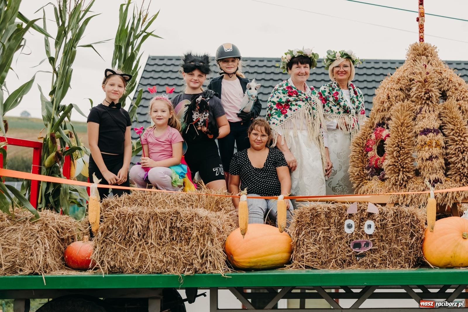 Zdjęcie w galerii na portalu naszraciborz.pl: Rolnicze serce gminy biło w Rudniku – parafialno-sołeckie dożynki pełne tradycji wiadomości z regionu