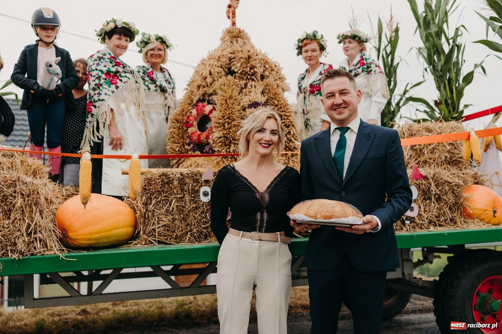 Zdjęcie w galerii na portalu naszraciborz.pl: Rolnicze serce gminy biło w Rudniku – parafialno-sołeckie dożynki pełne tradycji wiadomości z regionu