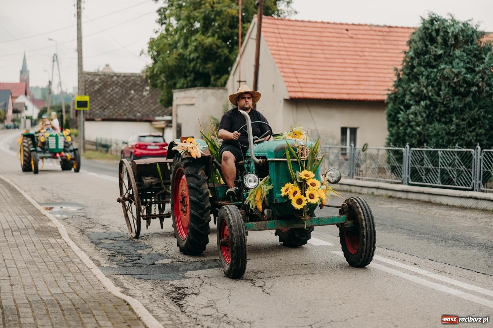 Zdjęcie w galerii na portalu naszraciborz.pl: Rolnicze serce gminy biło w Rudniku – parafialno-sołeckie dożynki pełne tradycji wiadomości z regionu