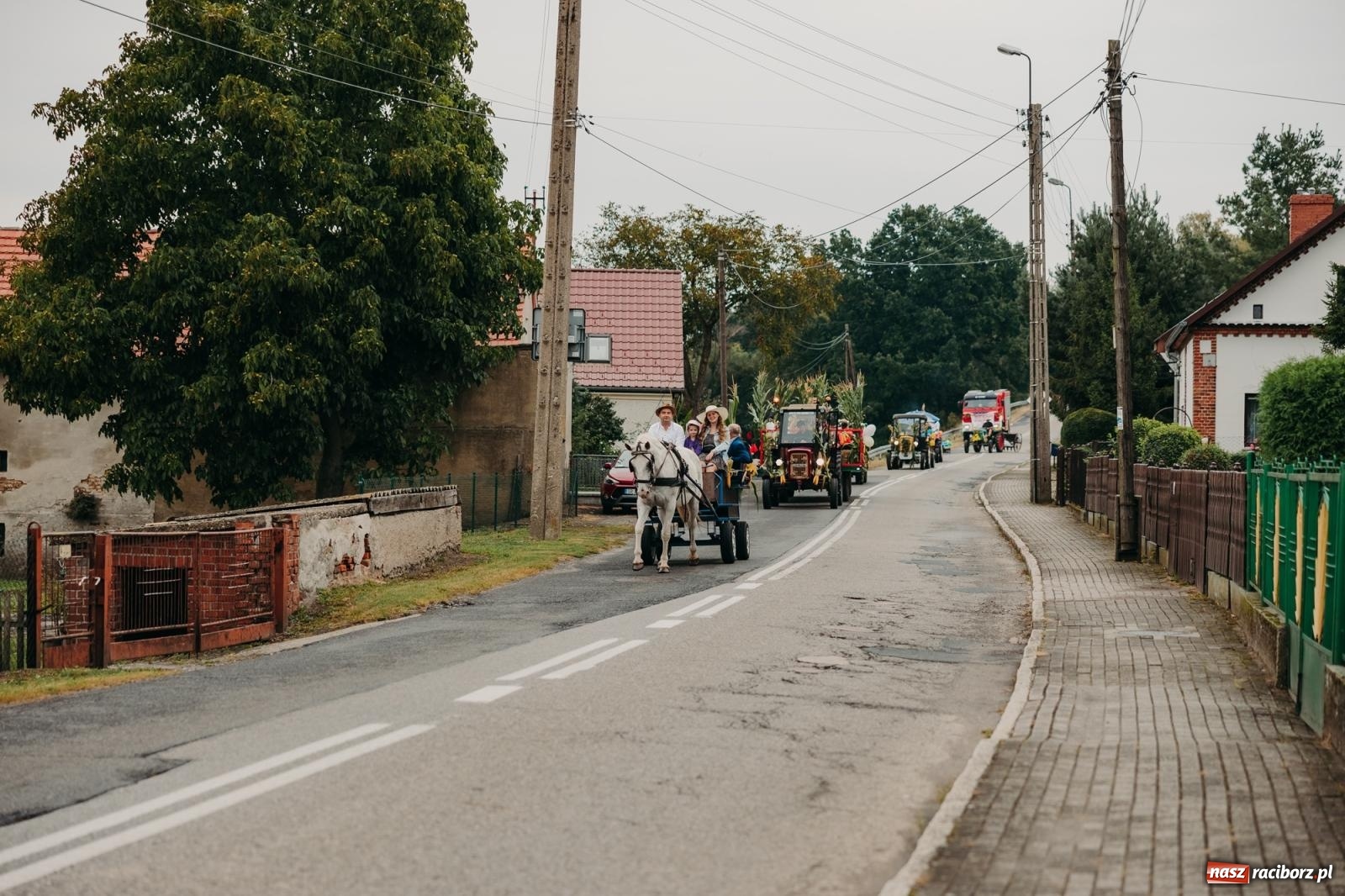 Zdjęcie w galerii na portalu naszraciborz.pl: Rolnicze serce gminy biło w Rudniku – parafialno-sołeckie dożynki pełne tradycji wiadomości z regionu