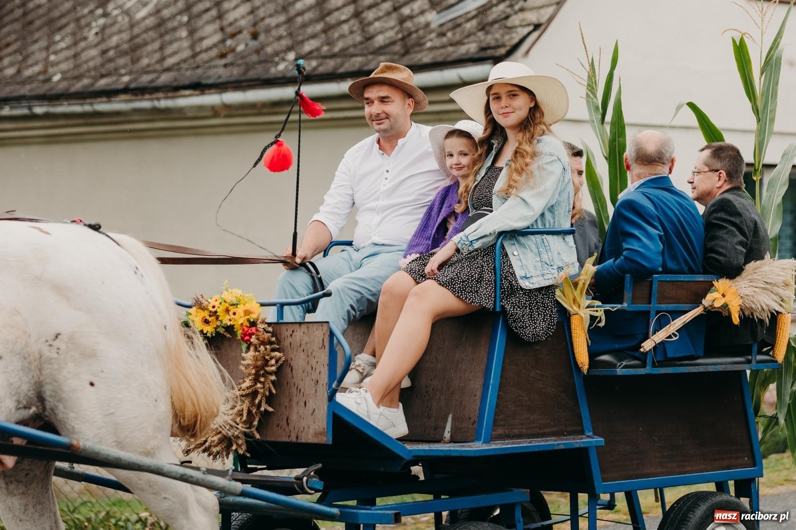 Zdjęcie w galerii na portalu naszraciborz.pl: Rolnicze serce gminy biło w Rudniku – parafialno-sołeckie dożynki pełne tradycji wiadomości z regionu