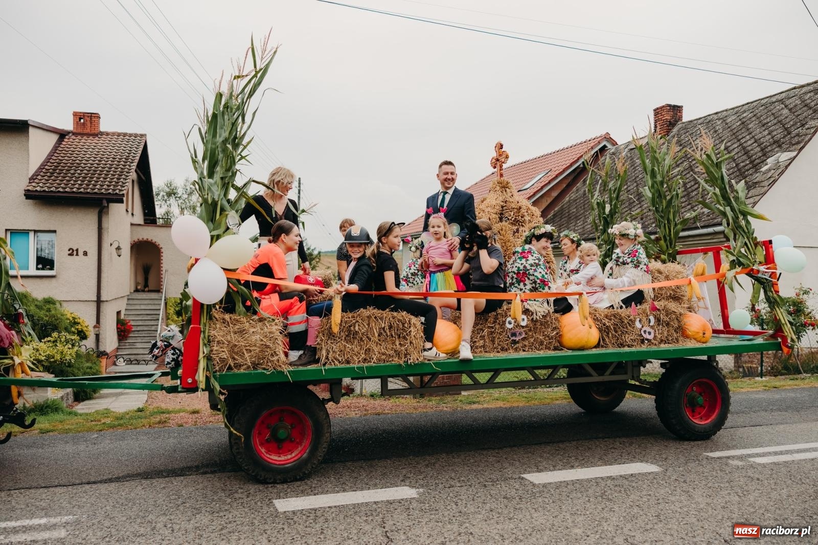 Zdjęcie w galerii na portalu naszraciborz.pl: Rolnicze serce gminy biło w Rudniku – parafialno-sołeckie dożynki pełne tradycji wiadomości z regionu